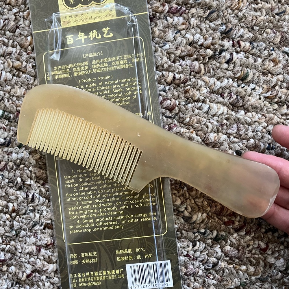 Comb